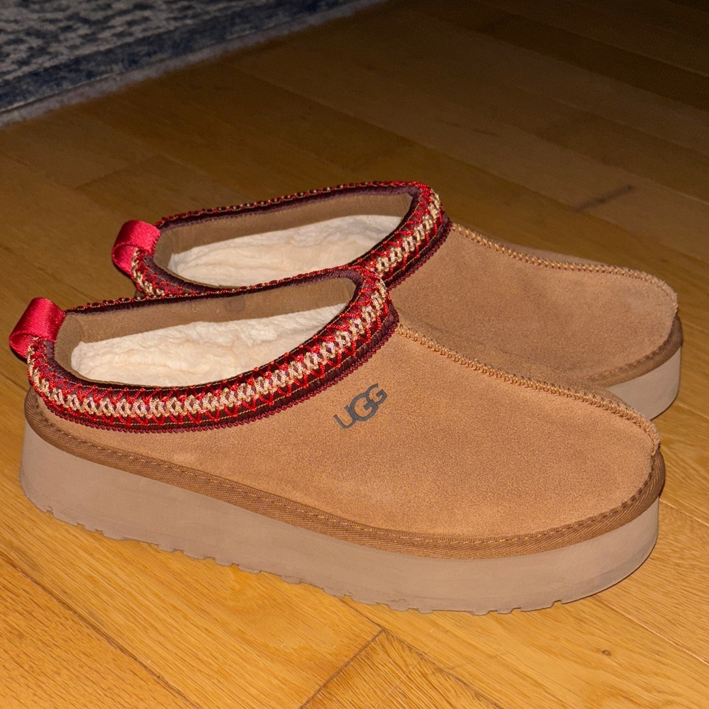UGG Tan and Red Women's Slippers